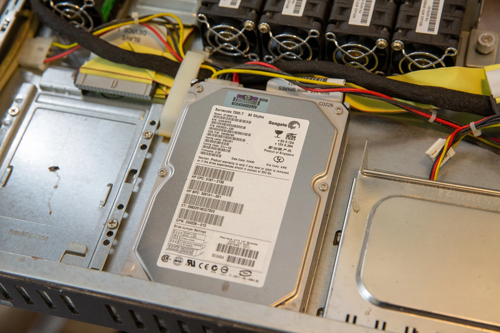 zelazny's single, non-redundant 80GB IDE hard drive